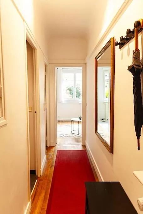Apartment Studio Eiffel Tower Necker Paris